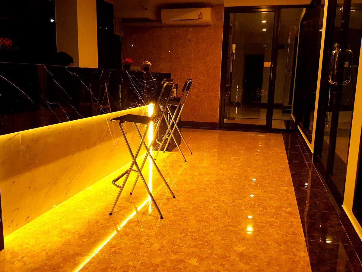 The All 24 Luxury Residence Bangkok Exterior foto
